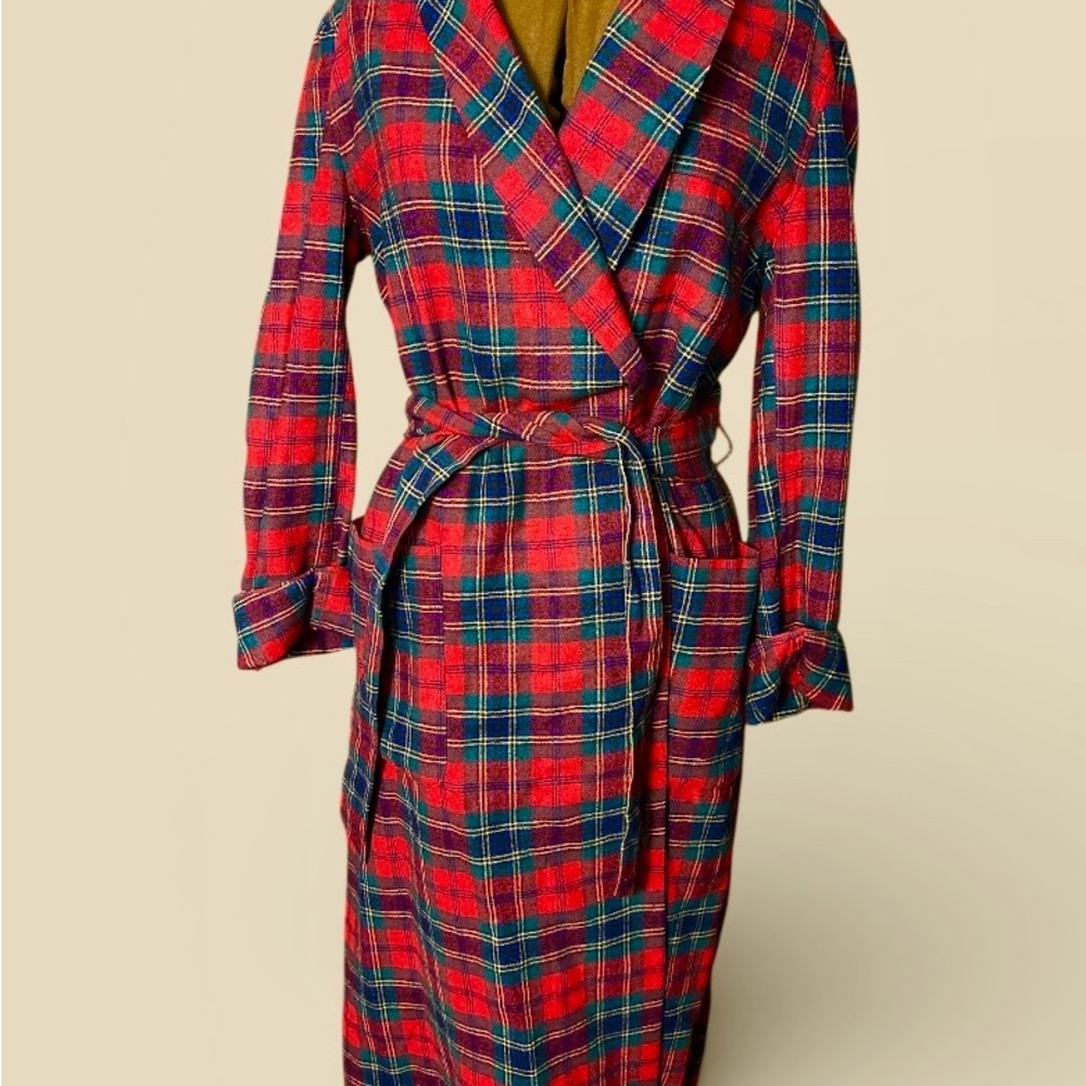 Pendleton Vintage Maclean Red Green Black Tartan Virgin Wool Robe